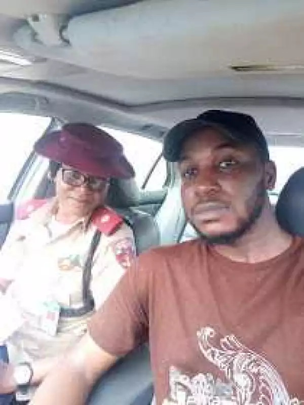 Enugu guy intentionally breaks traffic law just so he can meet hot FRSC officer (photos)